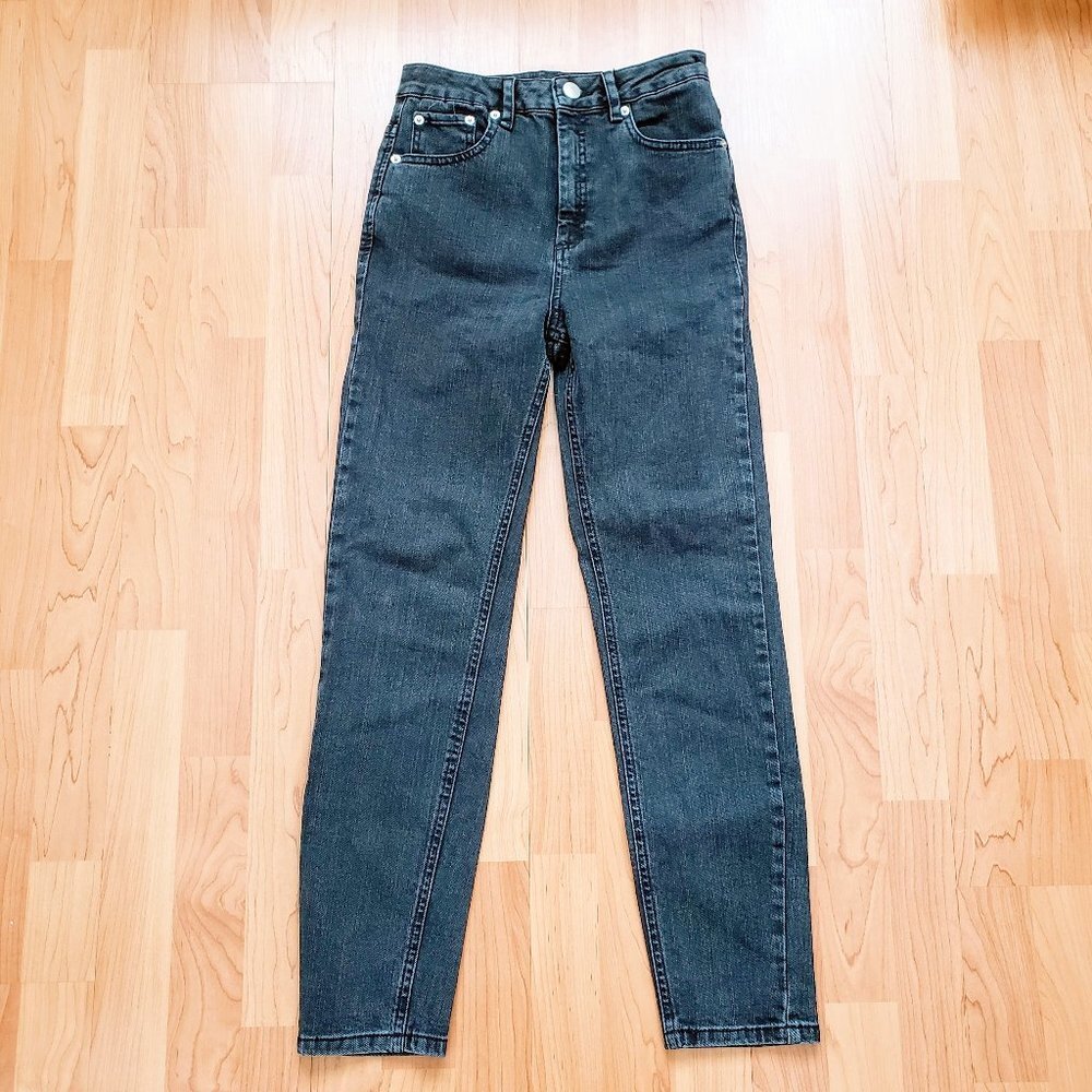 Asos Denim High Rise Ripped Back‎ Black Jeans 26/32